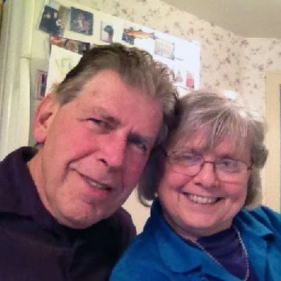 Meet your Posher, Gigi - Picture 1 of 1